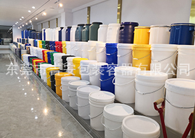 日本美女抠逼网站吉安容器一楼涂料桶、机油桶展区